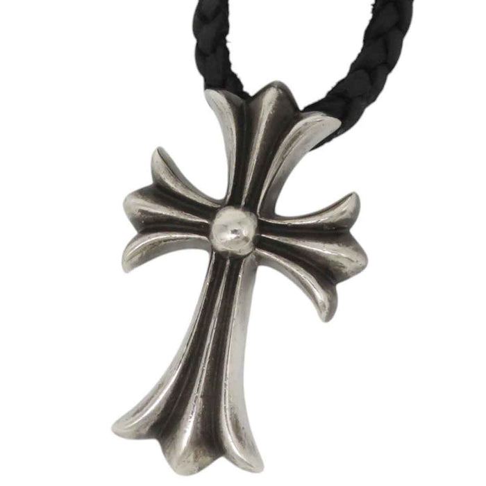 CHROME HEARTS
CH CRS SML BC 1991 Engraving Silver Barrel Bolo Tip
Small CH Cross Leather Blade Necklace