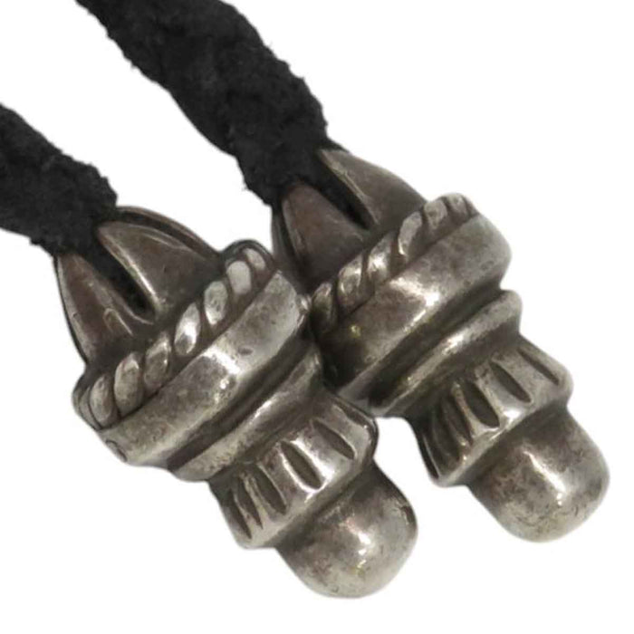 CHROME HEARTS
CH CRS SML BC 1991 Engraving Silver Barrel Bolo Tip
Small CH Cross Leather Blade Necklace