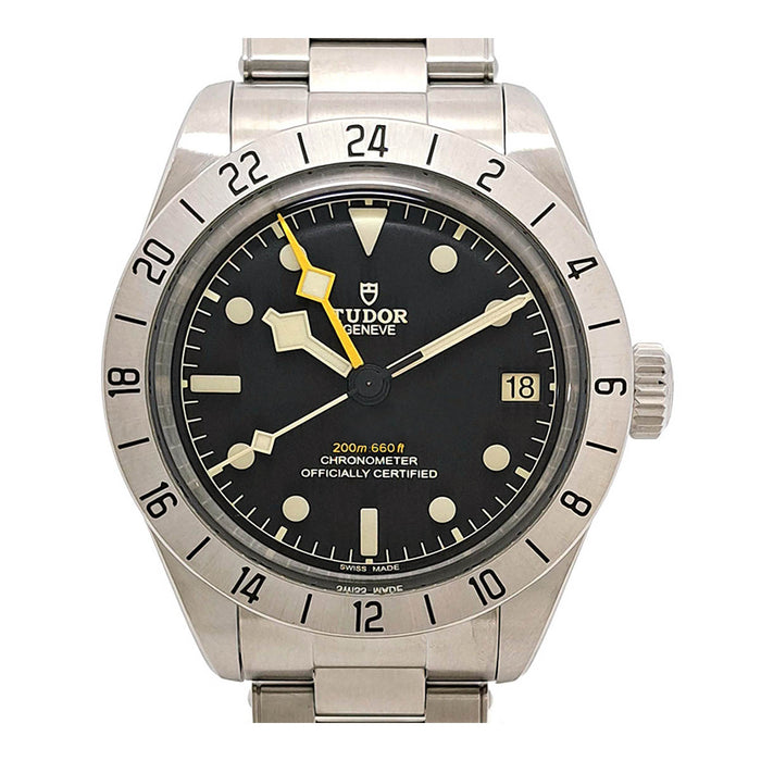 TUDOR
Black Bay Pro
With box and warranty card
