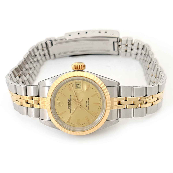 TUDOR 
Princesse Date 
Avec garantie