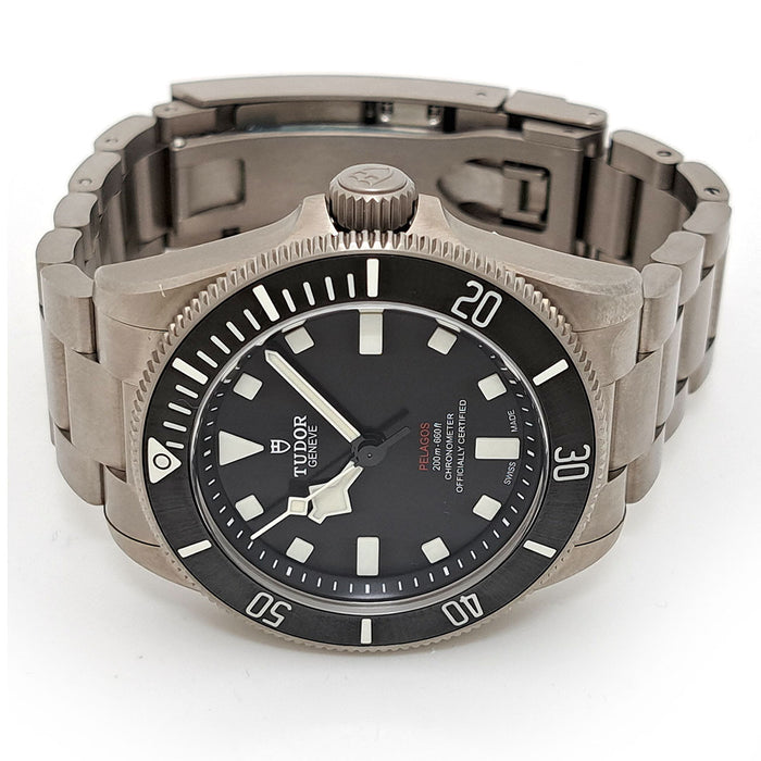 TUDOR
Pelagos 39
With box and warranty card