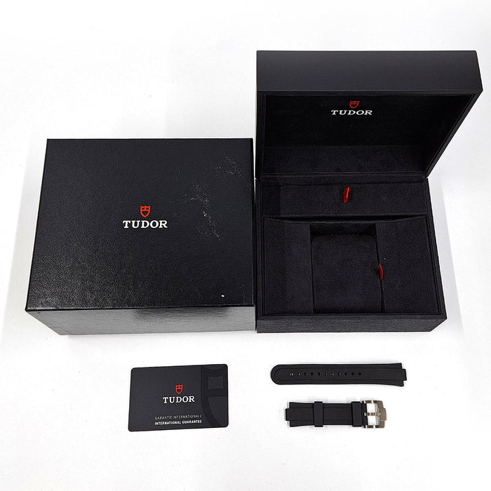 TUDOR
Pelagos 39
With box and warranty card