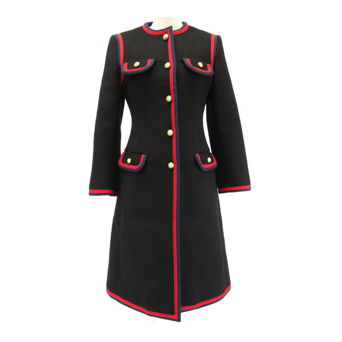 GUCCI 
Interlocking G pearl button 
Web line wool coat