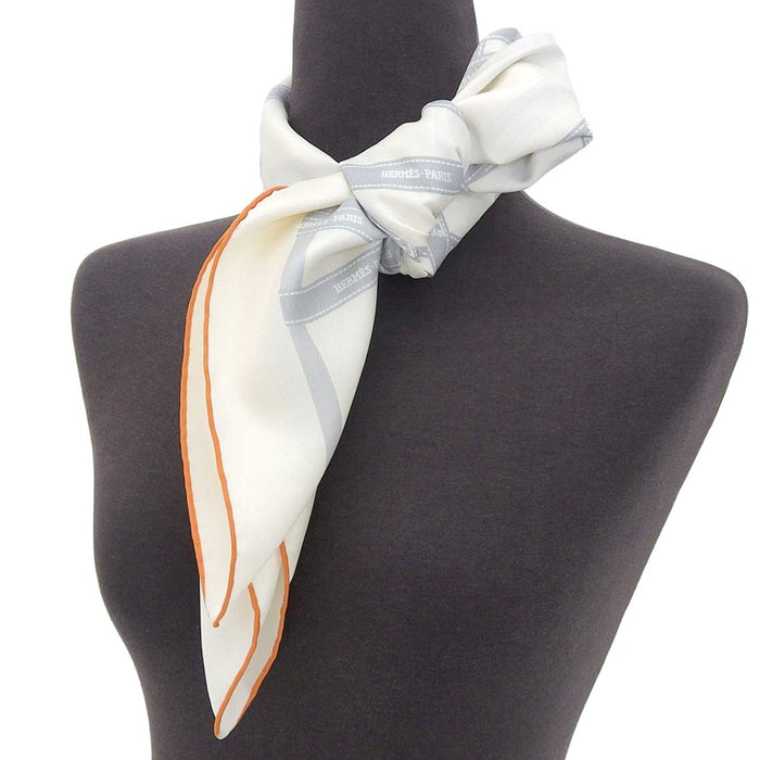HERMES
標誌 H 絲綢 大幅 馬
Carré 90 Bolduc 銀座限定 波爾杜克 緞帶 圍巾