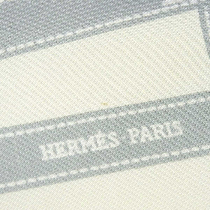 HERMES
標誌 H 絲綢 大幅 馬
Carré 90 Bolduc 銀座限定 波爾杜克 緞帶 圍巾