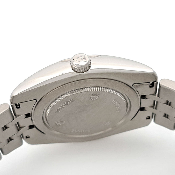 TUDOR 
Classic Day-Date