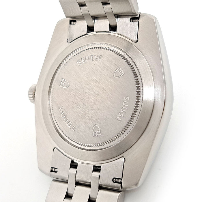 TUDOR 
Classic Day-Date