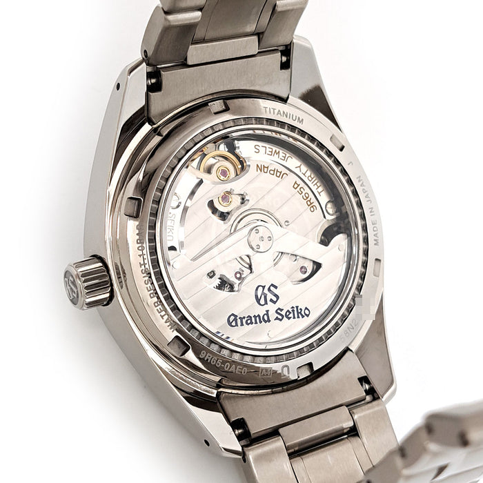 SEIKO 
Grand Seiko Spring Drive Date 
With box and warranty card