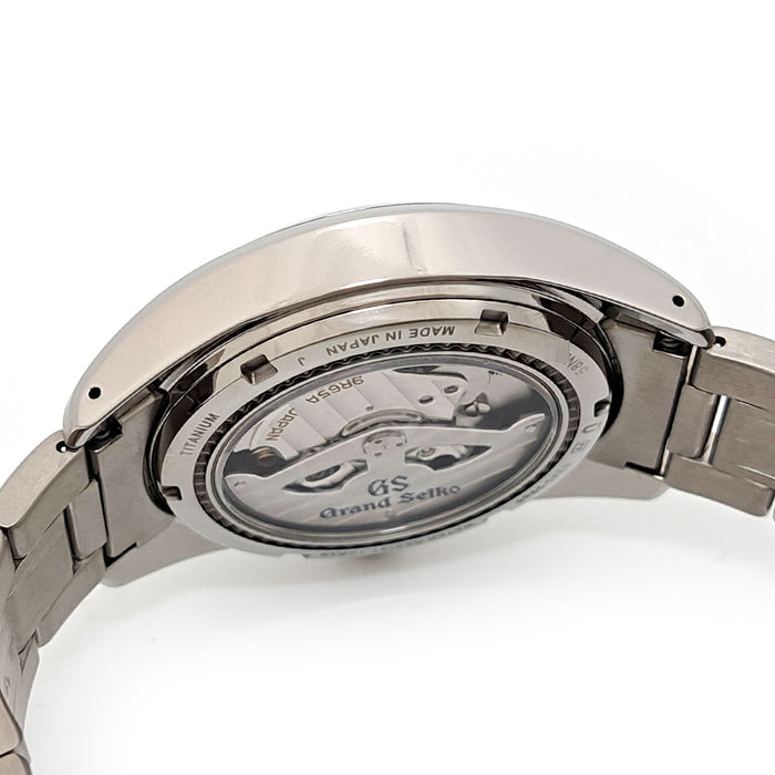 SEIKO 
Grand Seiko Spring Drive Date 
With box and warranty card