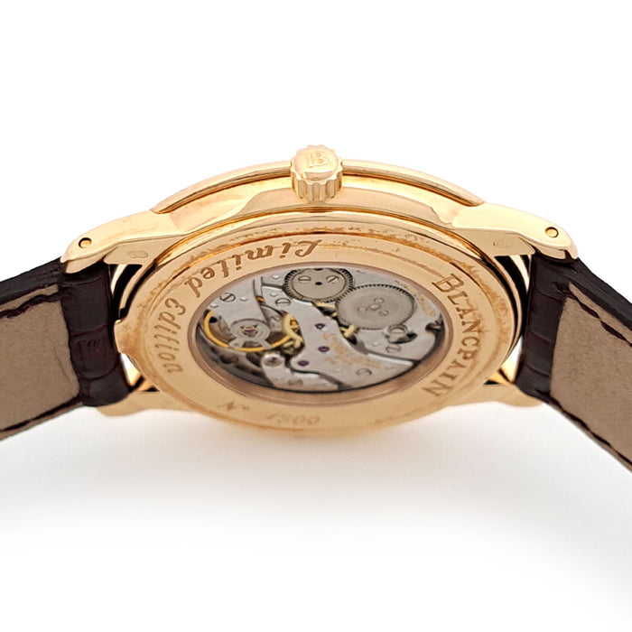 Blancpain
New Classic 300pcs Limited FULLSET
Overhauled with box and guarantee card included