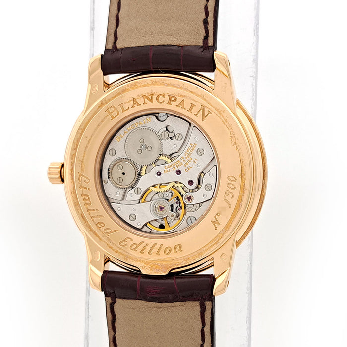 Blancpain
New Classic 300pcs Limited FULLSET
Overhauled with box and guarantee card included