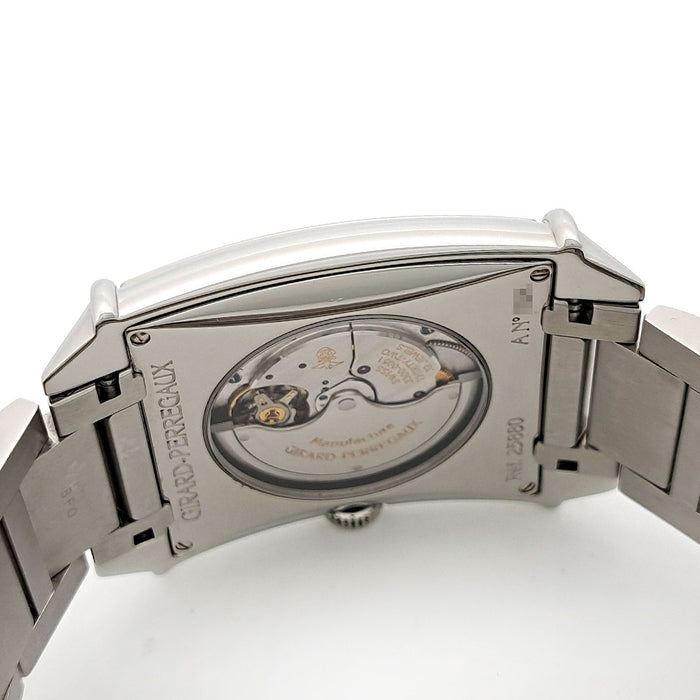 GIRARD-PERREGAUX
Vintage 1945 XXL Small Second
With Box and Warranty Card