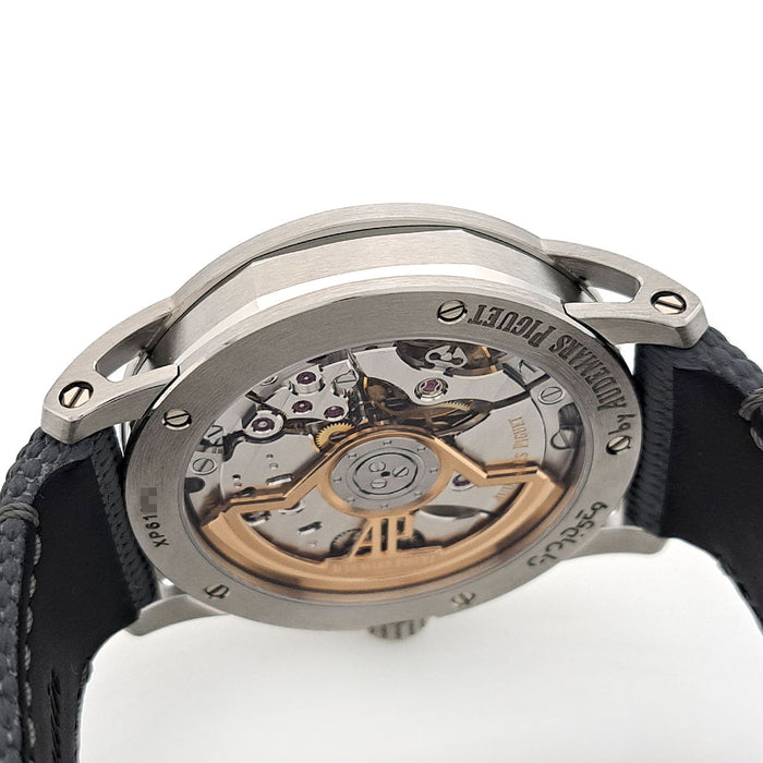 AUDEMARS PIGUET
CODE 11.59 by Audemars Piguet Gray Embossed Dial
With box and warranty card