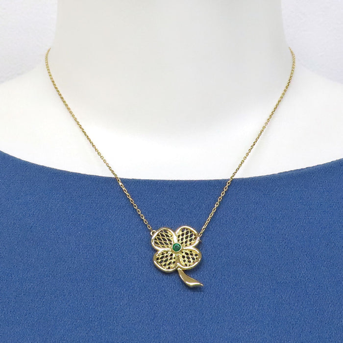Van Cleef & Arpels 
エメラルド クローバー ネックレス