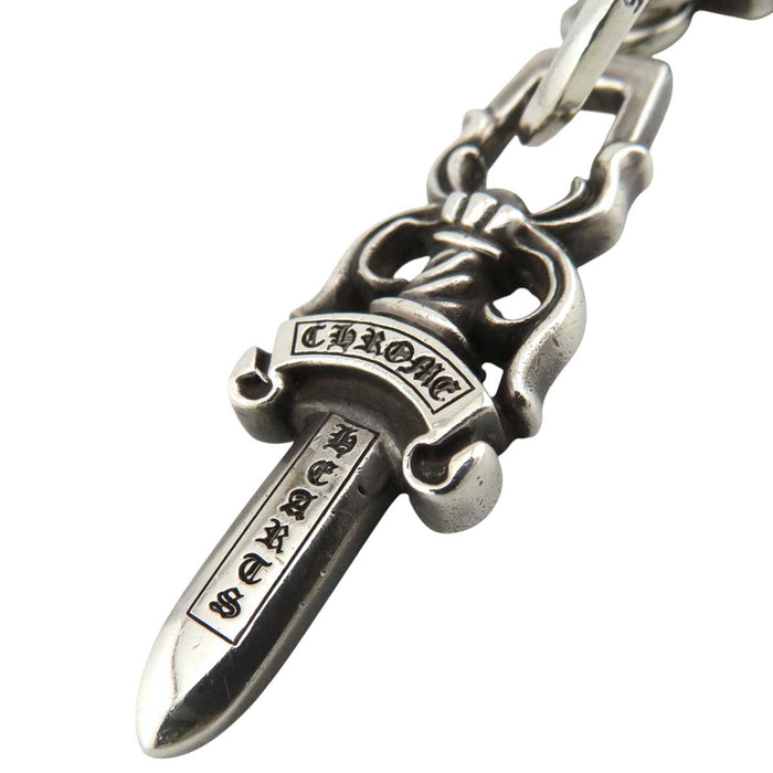 CHROME HEARTS 
3TRINKETS Shield Tokyo 1998/06 Engraving 1989/08 Engraving 
Three Trinkets Pendant Top Tokyo Limited Edition