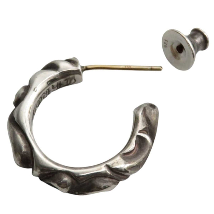 CHROME HEARTS
HOOP SCROLL 1 97 Engraving Silver Oxidized
Scroll Hoop Earring Single Use