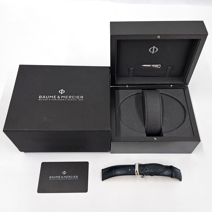Baume & Mercier
Clifton Baumatic Moonphase 5DAYS
With box and warranty card