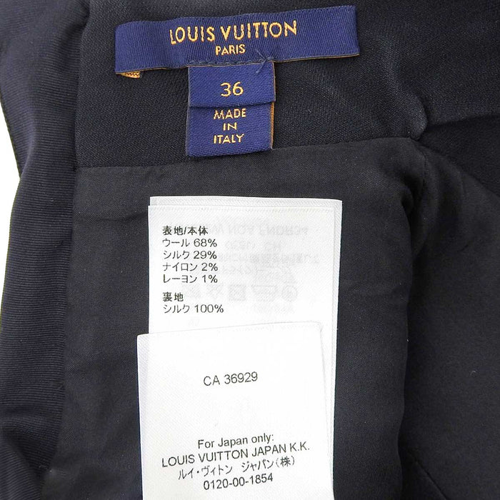 LOUIS VUITTON
LV logo button lace flower wool blend silk blend RW222W NQA FNDR34
Preppy Martingale dress
