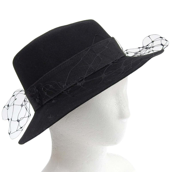 Dior
logo velo
cappello coniglio