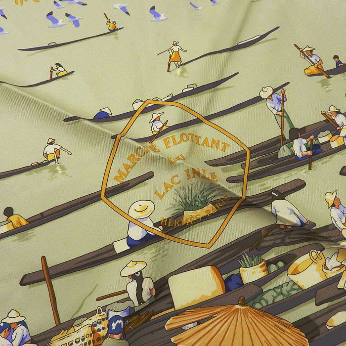 HERMES
Inle Lake Floating Market Silk Large Stole
Carré 90 Floating Market of Inle Lake Scarf