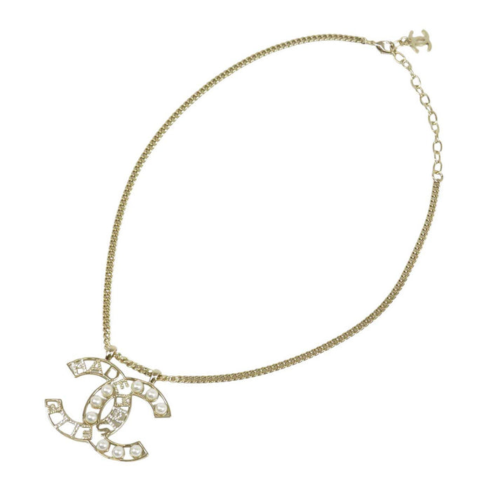 CHANEL
Mademoiselle A22S COCO CC Light Gold Color Metal
Coco Mark Mademoiselle Chain Necklace