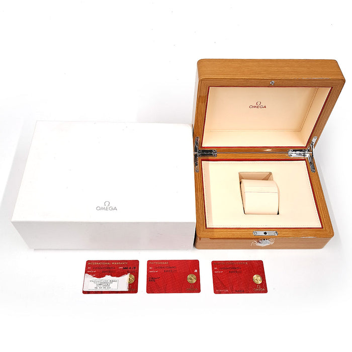 OMEGA 
Seamaster 300 Master Chronometer 
Con scatola e garanzia