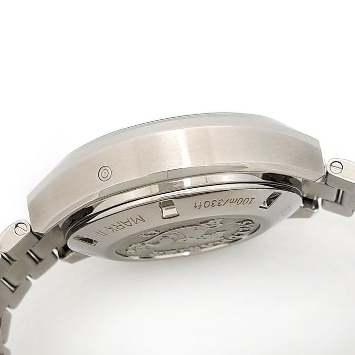 OMEGA 
Speedmaster Mark II 
Con scatola e garanzia Mark 2