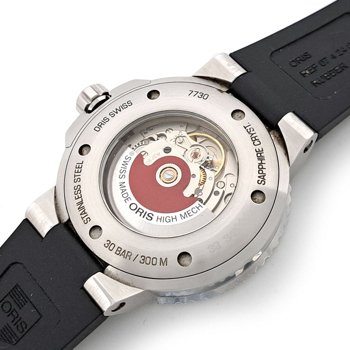 ORIS 
Aquis Date Relief 
With Box and Warranty Card