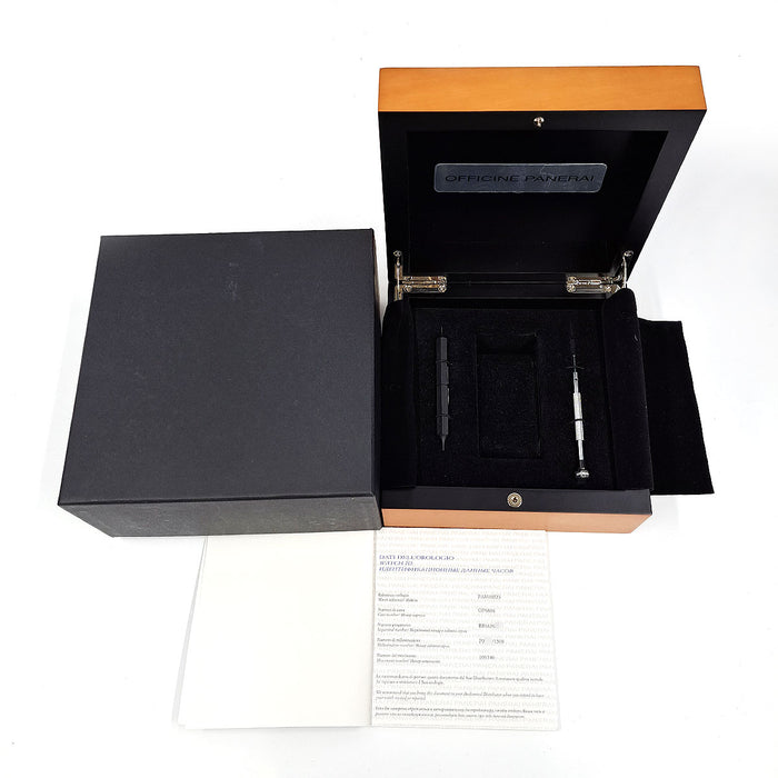 OFFICINE PANERAI 
Luminor Marina 
With box and warranty card