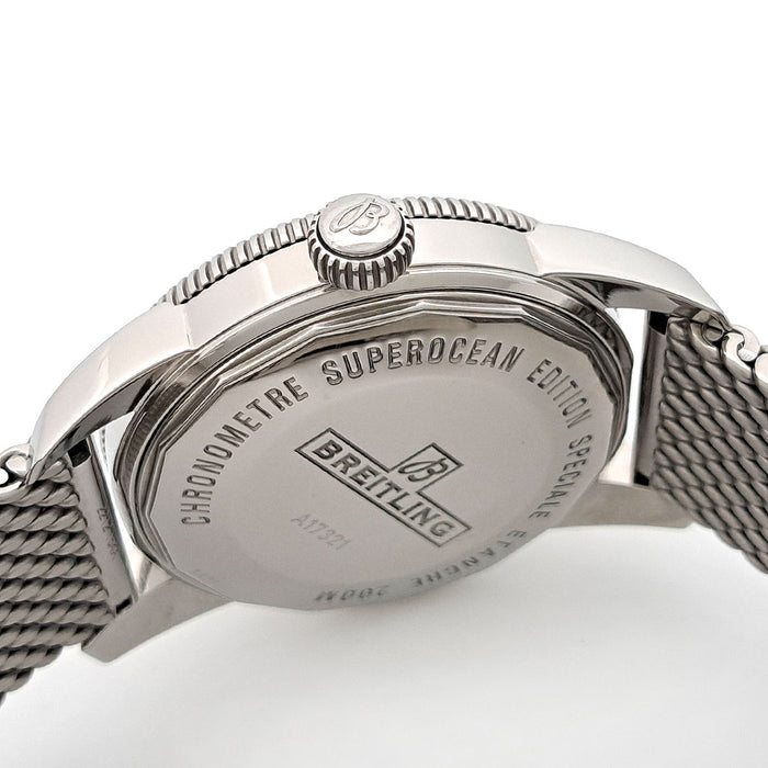 BREITLING 
Superocean Heritage 42 
With box and warranty card
