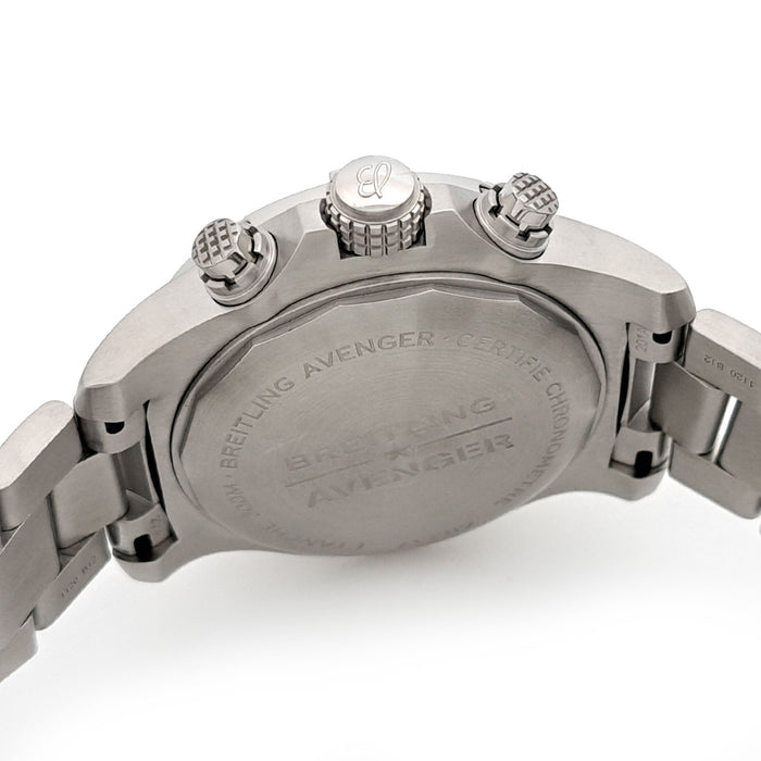 BREITLING 
Avenger Chronographe 45
