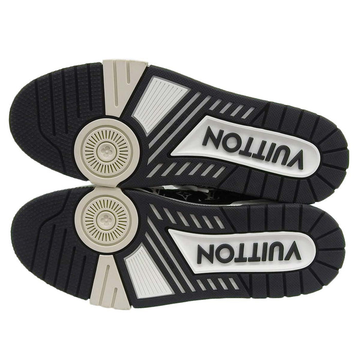 LOUIS VUITTON 
ロゴ 
LV トレイナーライン スニーカー 
モノグラム