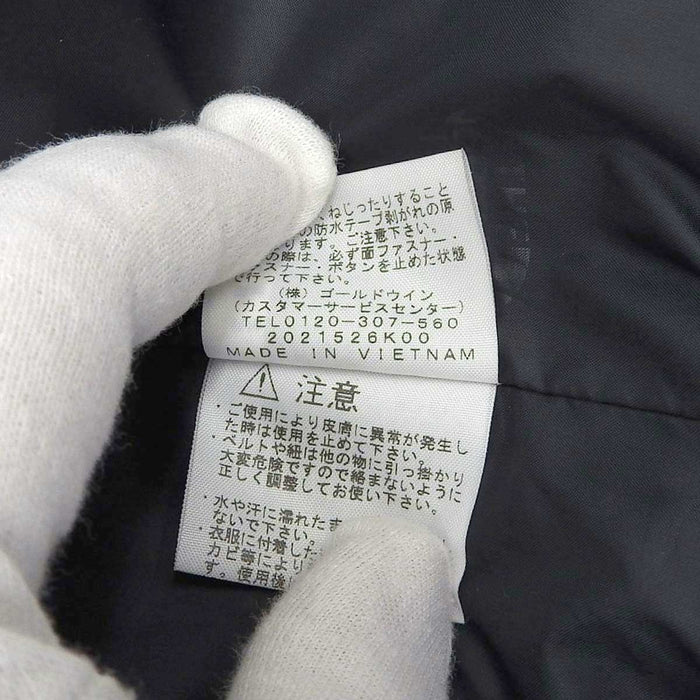 THE NORTH FACE 
ロゴ アウター 
マウンテン ライトジャケット
