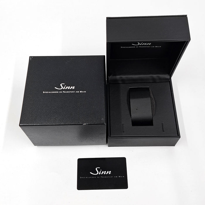 Sinn 
104 
With box and warranty card