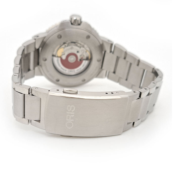 ORIS 
Aquis Date
