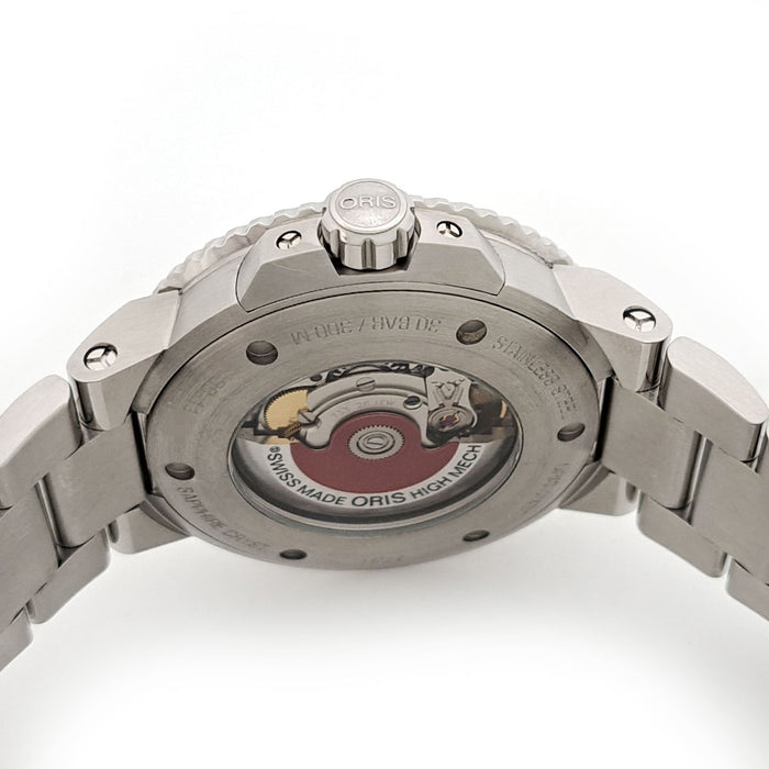ORIS 
Aquis Date