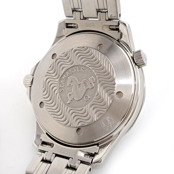 OMEGA 
Seamaster 300M