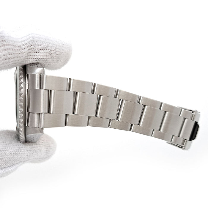 ROLEX 
Submariner Overhauled 
OH completed With warranty card