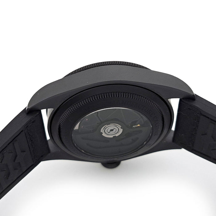 TUDOR 
Black Bay Ceramica 
Con scatola e garanzia