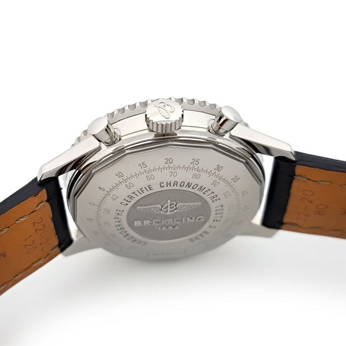 BREITLING 
Navitimer 01 
With box