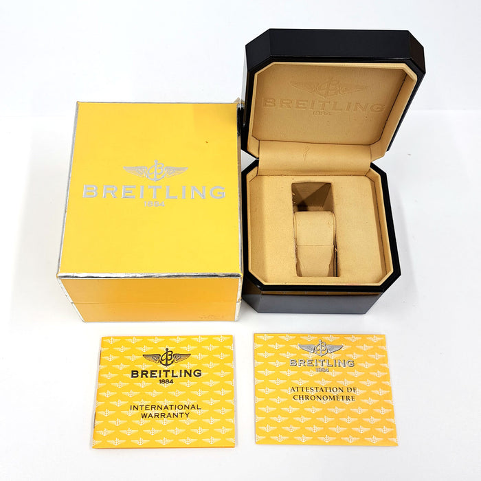 BREITLING
Navitimer Montbrillant
With box and warranty card