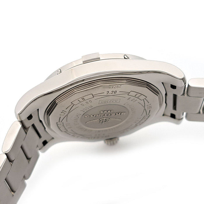BREITLING 
Avenger II Shell Dial Overhauled 
With Box and Warranty Card