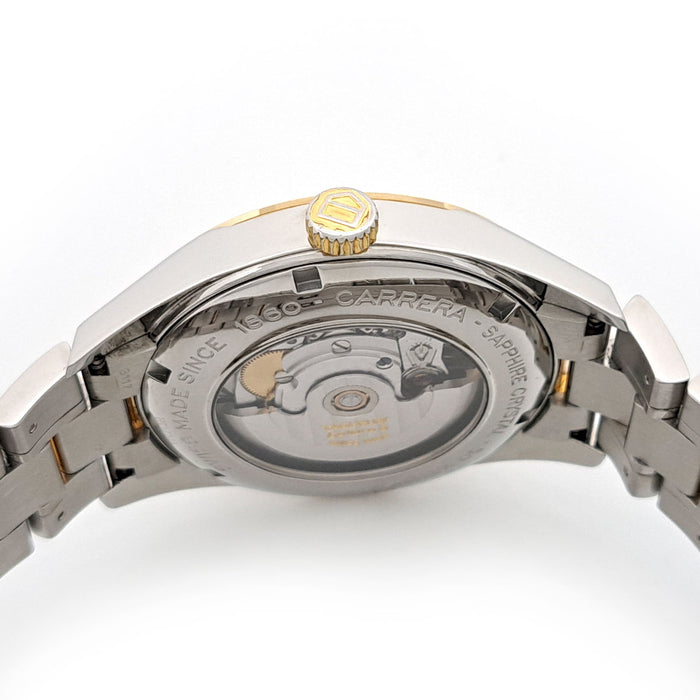 TAG HEUER
Carrera
Avec boîte