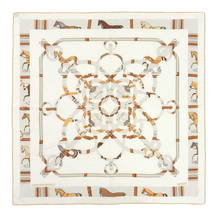 HERMES 
カレ 140 エプロンドール&馬着 カシシル 
カレジェアン EPERON D'OR ET TENUES DE JOUR