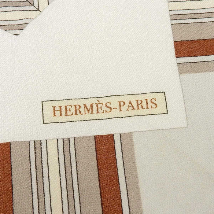 HERMES 
カレ 140 エプロンドール&馬着 カシシル 
カレジェアン EPERON D'OR ET TENUES DE JOUR