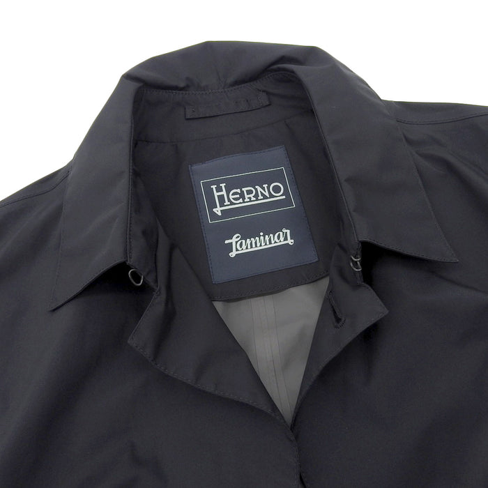 Herno 
GORE-TEX Laminar Nylon 
GORE-TEX LAMINAR Coat
