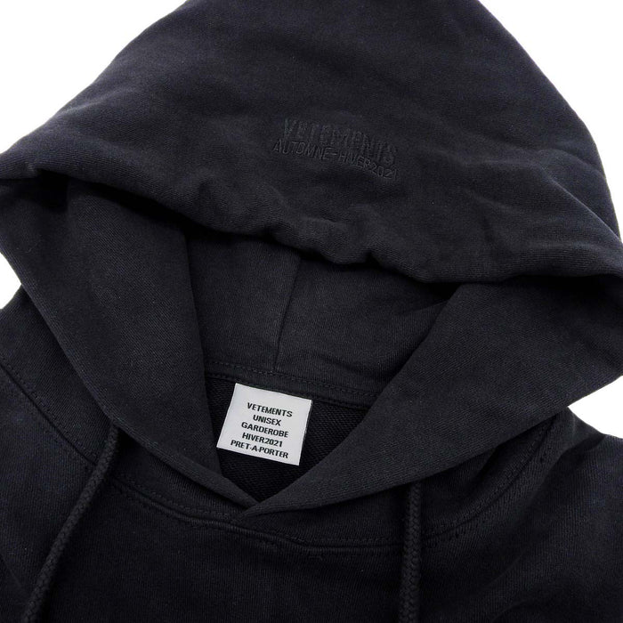 VETEMENTS
Vetements Sweatshirt Rhinestone Hoodie
Crystal Logo Parker