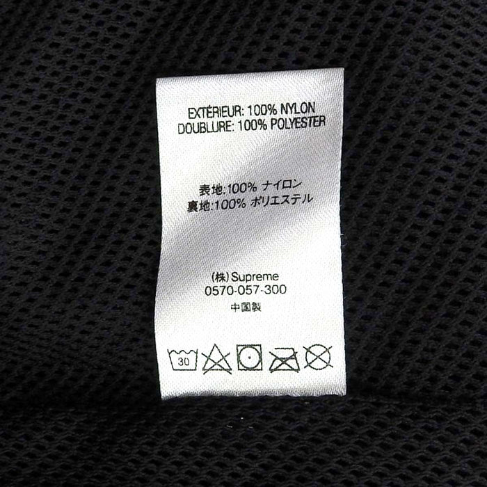 Supreme 
Mesh Nylon 
Box Logo Short Pants