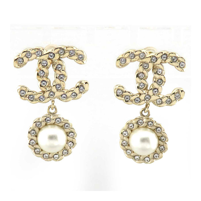 CHANEL 
B20V COCO CC logo strass 
boucle d'oreille pendante marque Coco perle de coton