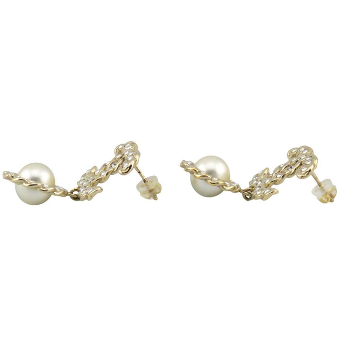 CHANEL 
B20V COCO CC logo strass 
boucle d'oreille pendante marque Coco perle de coton